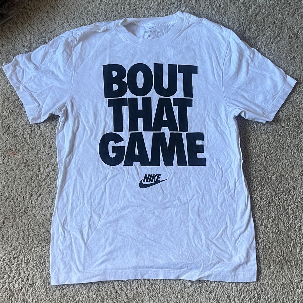 Nike T-shirt